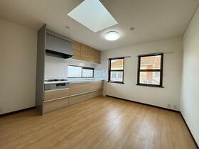 神奈川県横浜市戸塚区影取町