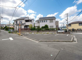 兵庫県川西市萩原２丁目