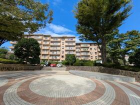 東京都多摩市豊ヶ丘３丁目