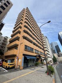 東京都文京区湯島１丁目