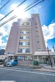 エクレール穴生