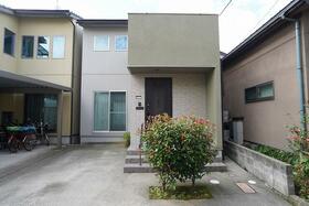 石川県金沢市本多町2丁目