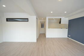 北海道札幌市西区八軒一条東２丁目