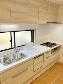 埼玉県草加市谷塚町