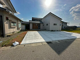 石川県羽咋市酒井町そ