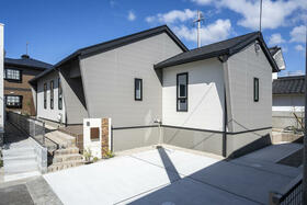 福岡県小郡市大板井