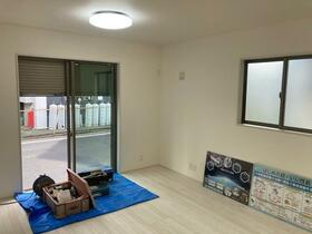 神奈川県座間市小松原１丁目