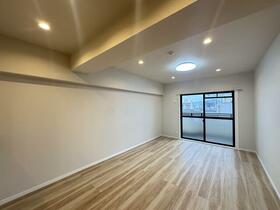 福岡県北九州市若松区白山２丁目