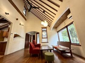 神奈川県茅ヶ崎市堤