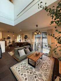 神奈川県平塚市纒４丁目