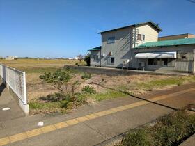 石川県小松市城南町