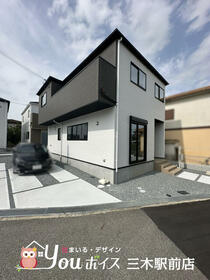 兵庫県三木市自由が丘本町２丁目