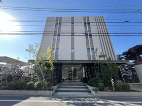 千葉県市川市平田4丁目