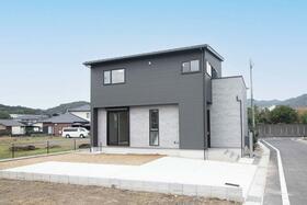 愛知県豊川市御津町広石広国