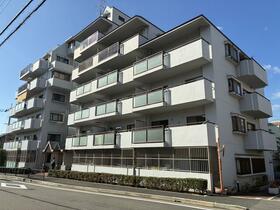 京都府京都市右京区花園春日町