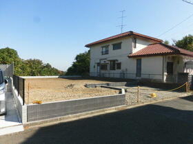 神奈川県横須賀市湘南鷹取１丁目