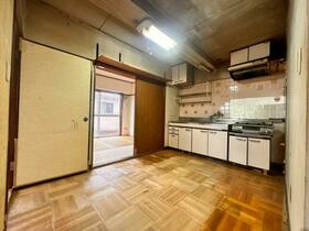 埼玉県八潮市大字新町