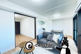 ロイヤルパレス八乙女