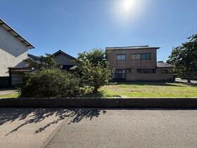 石川県金沢市畝田中2丁目