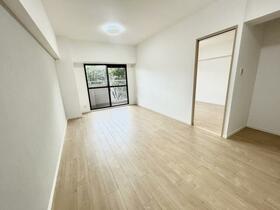 神宮東コーポラスＳ棟