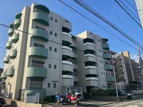 グランドハイツ富野