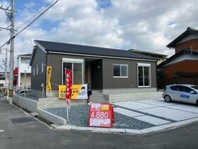 愛知県愛知郡東郷町白鳥１丁目