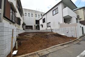 東京都世田谷区弦巻３丁目