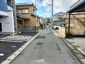 新潟県新潟市東区中山８丁目