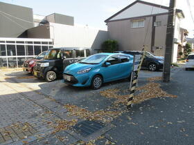 富山県富山市愛宕町１丁目