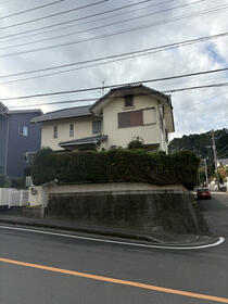 福岡県那珂川市王塚台３丁目