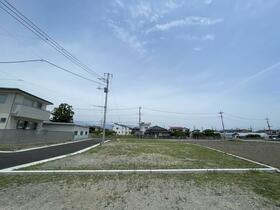 山梨県中巨摩郡昭和町西条新田