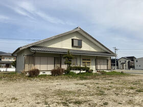 徳島県板野郡藍住町富吉字穂実