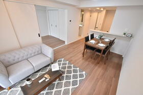 埼玉県新座市野火止８丁目