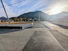 山梨県都留市田野倉