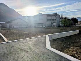 山梨県都留市田野倉