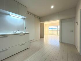 京都府京都市山科区西野様子見町