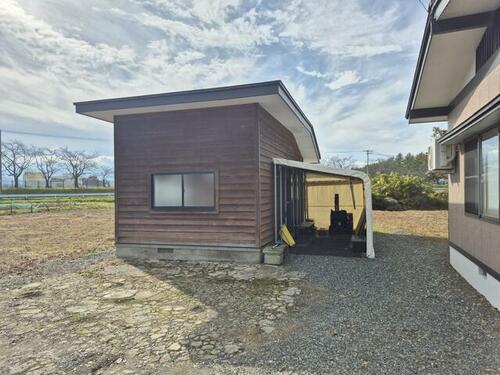 detached 山形県米沢市窪田町窪田