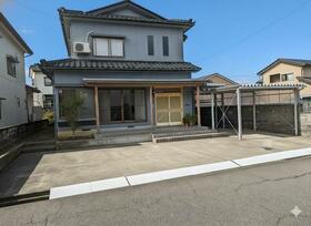 富山県高岡市深沢