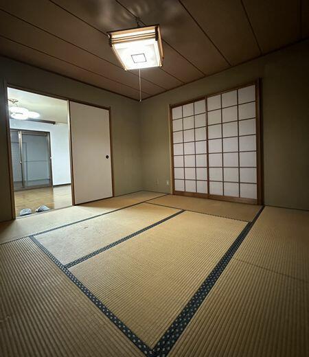 detached 栃木県矢板市石関

地図を見る