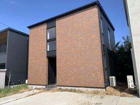 青森県上北郡おいらせ町鶉久保