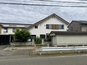 秋田県秋田市広面字鍋沼
