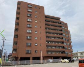 富山県高岡市広小路