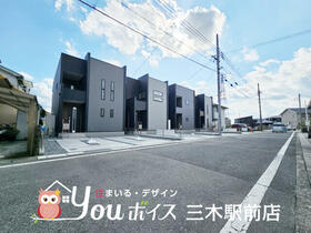 兵庫県加東市下滝野３丁目