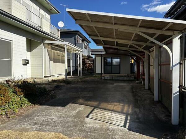 detached 群馬県邑楽郡邑楽町大字明野

地図を見る