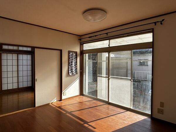 detached 群馬県邑楽郡邑楽町大字明野

地図を見る