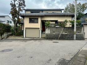 石川県金沢市光が丘３丁目