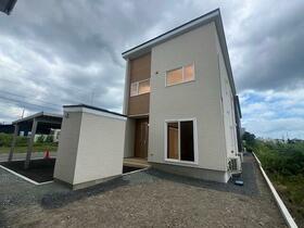 青森県上北郡おいらせ町緑ヶ丘５丁目