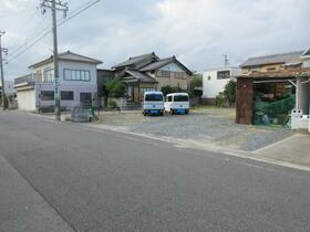 三重県四日市市新浜町