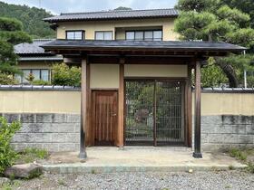 長野県上高井郡高山村大字中山