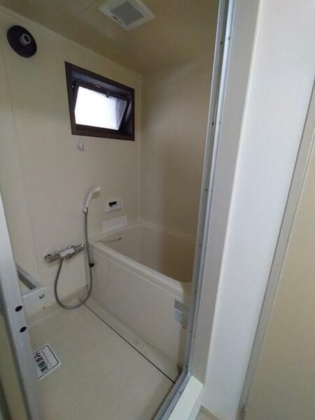 画像16:浴室